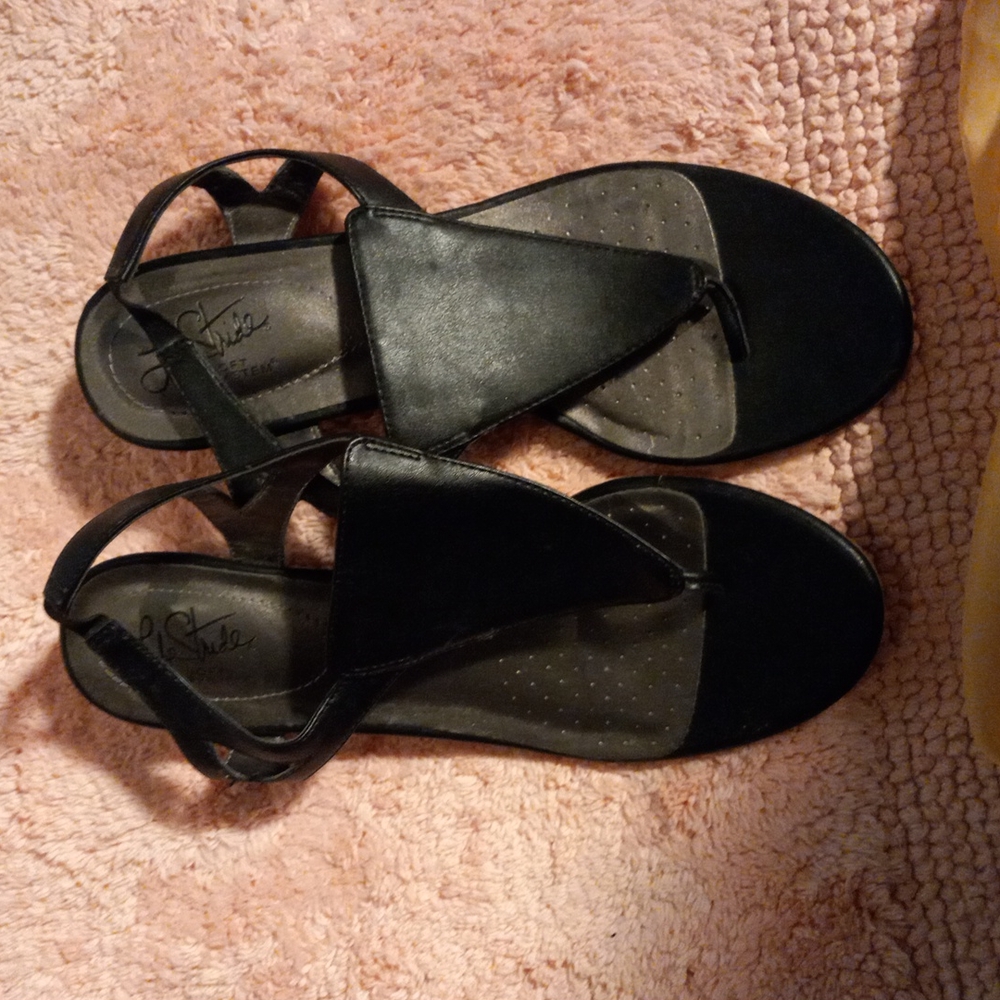 Woman's sandals